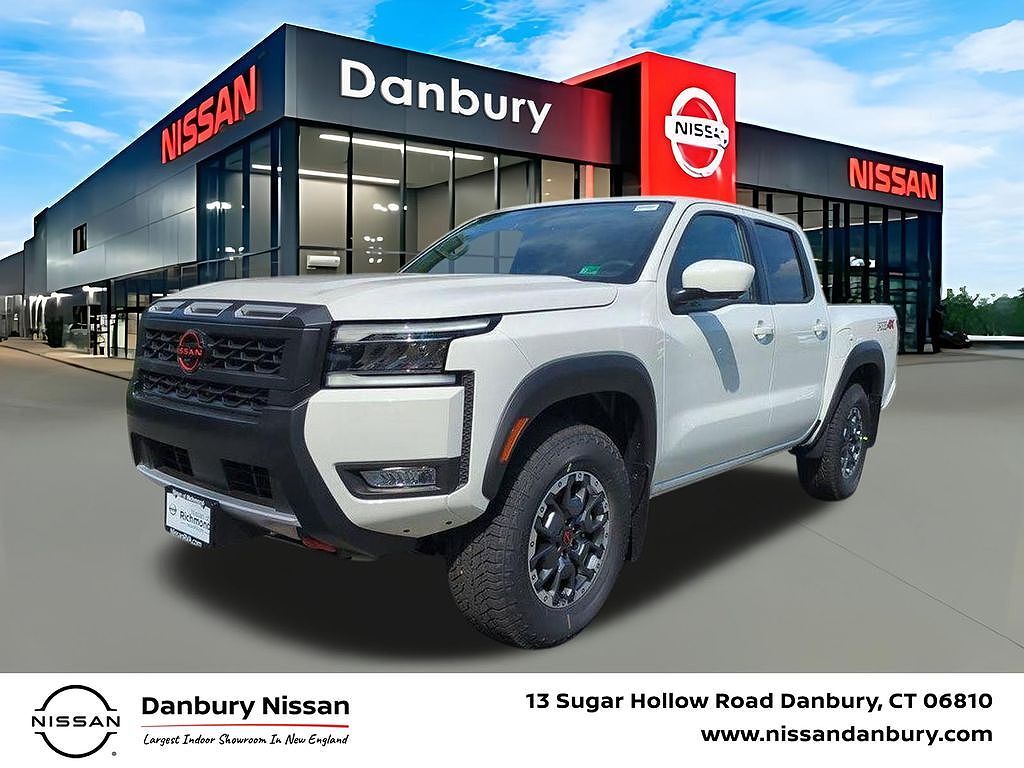 2025 NISSAN Frontier