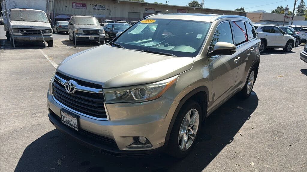 2015 TOYOTA Highlander