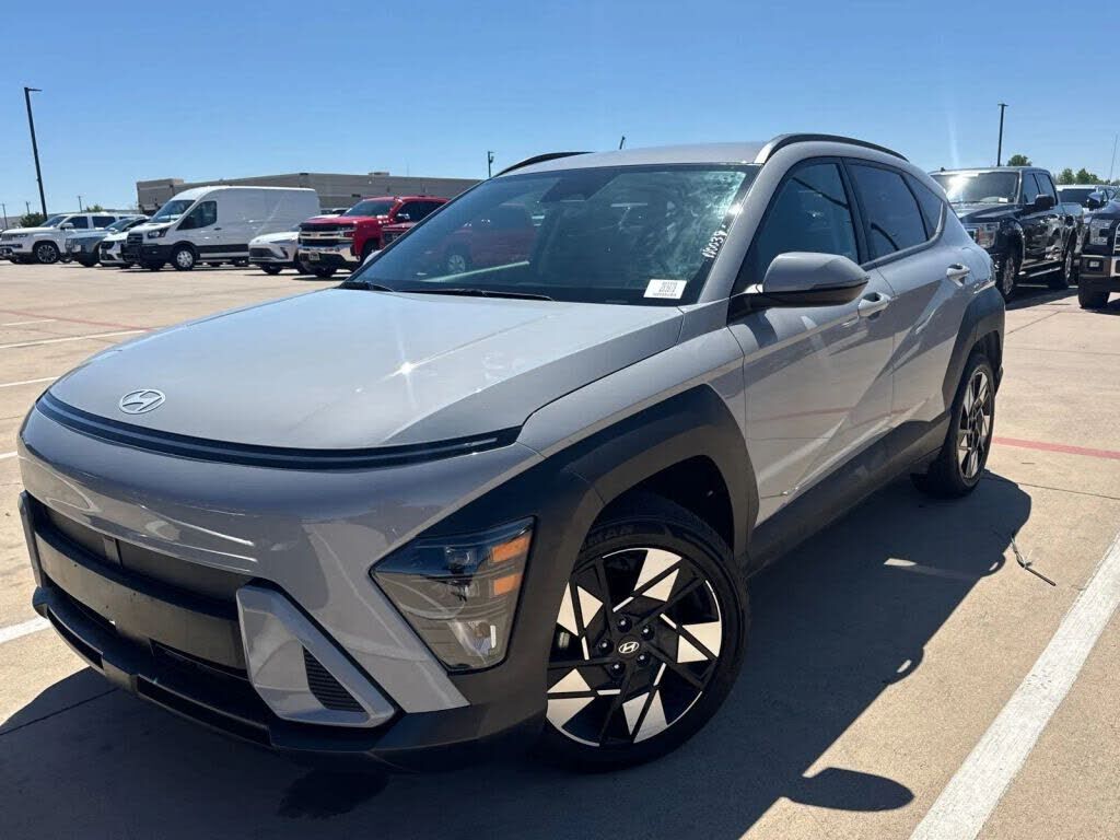 2024 HYUNDAI Kona