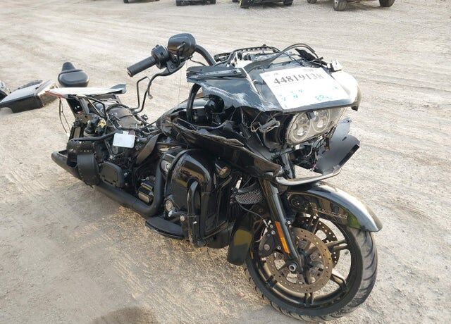 2020 HARLEY DAVIDSON FLTRK / Road Glide Limited