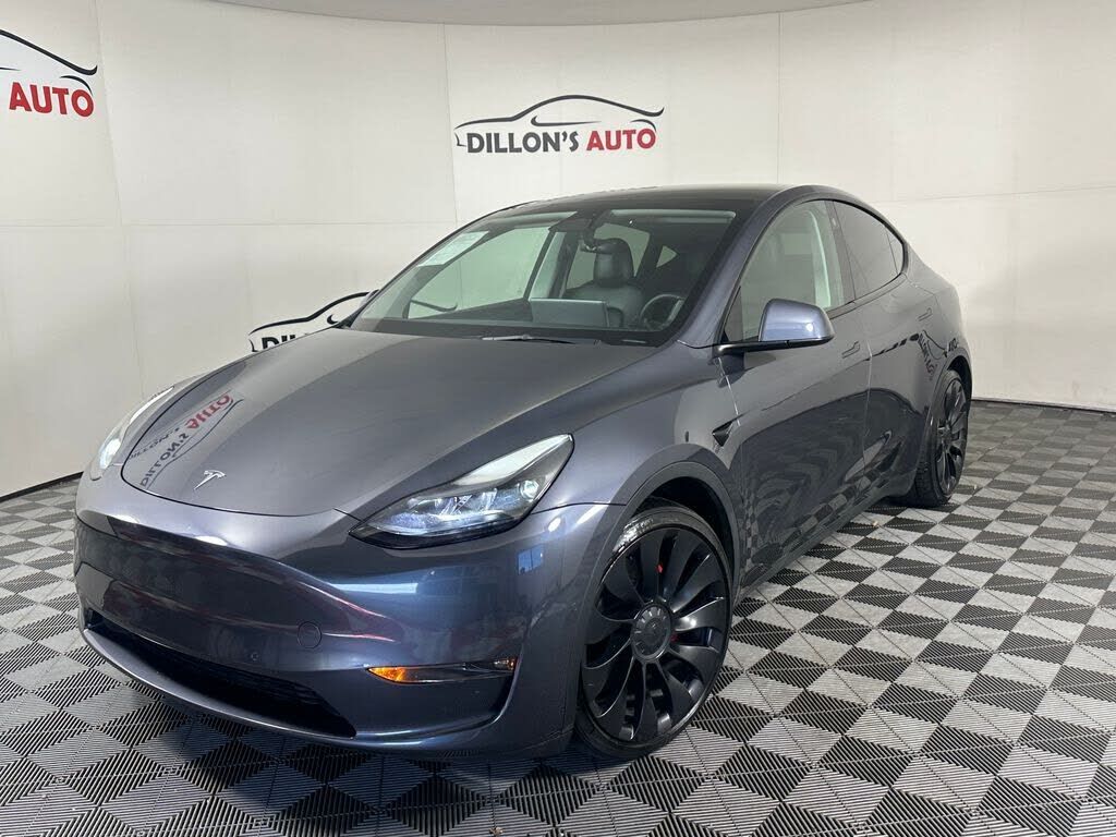 2022 TESLA Model Y