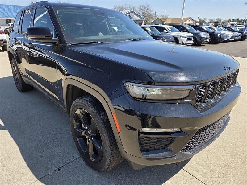 2023 JEEP Grand Cherokee