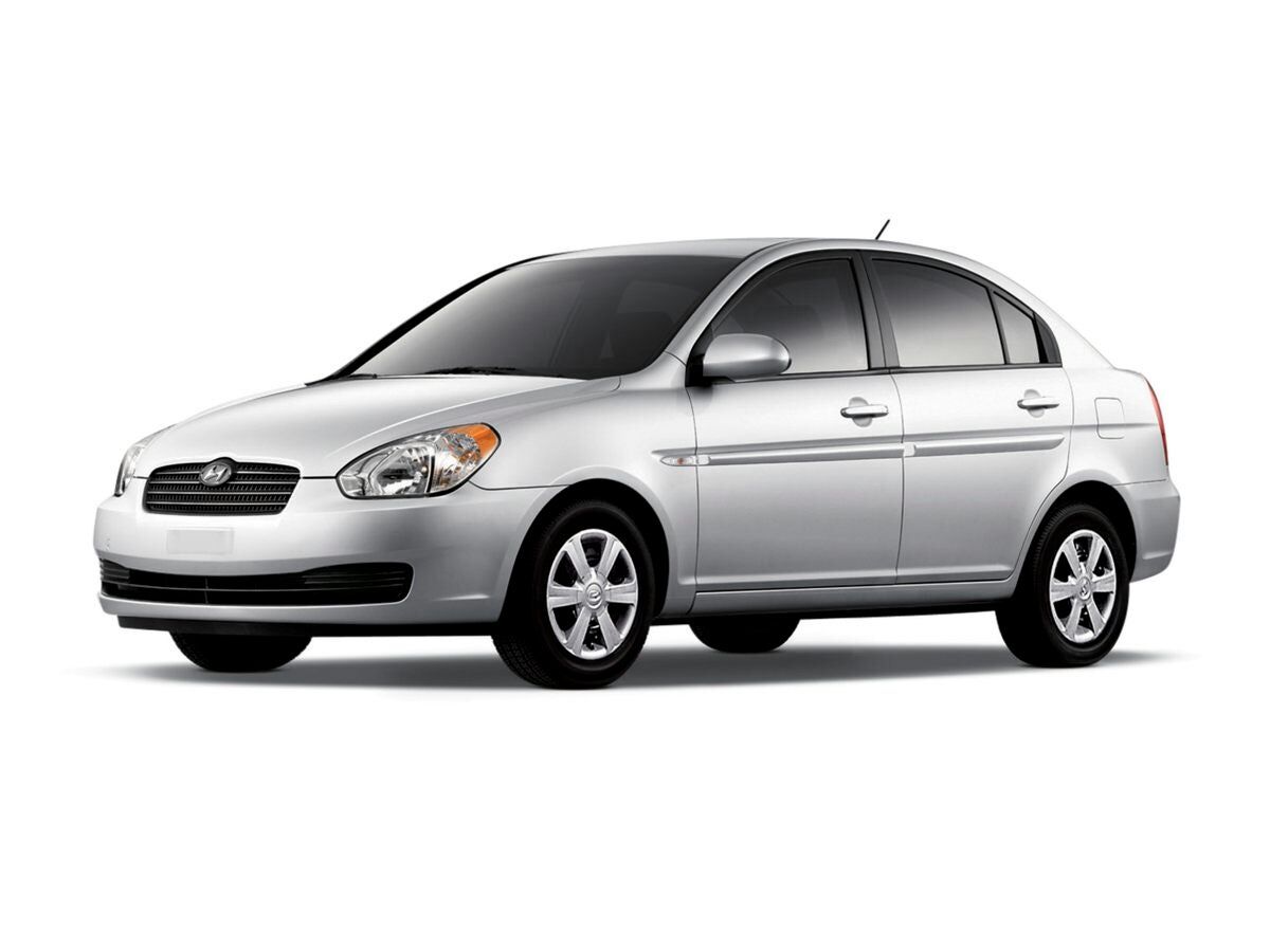 2011 HYUNDAI Accent