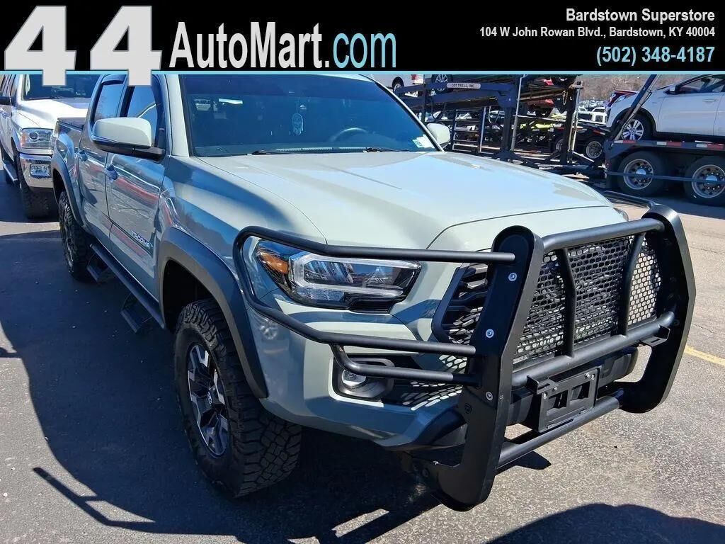 2022 TOYOTA Tacoma