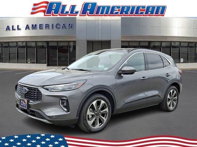 2023 FORD Escape