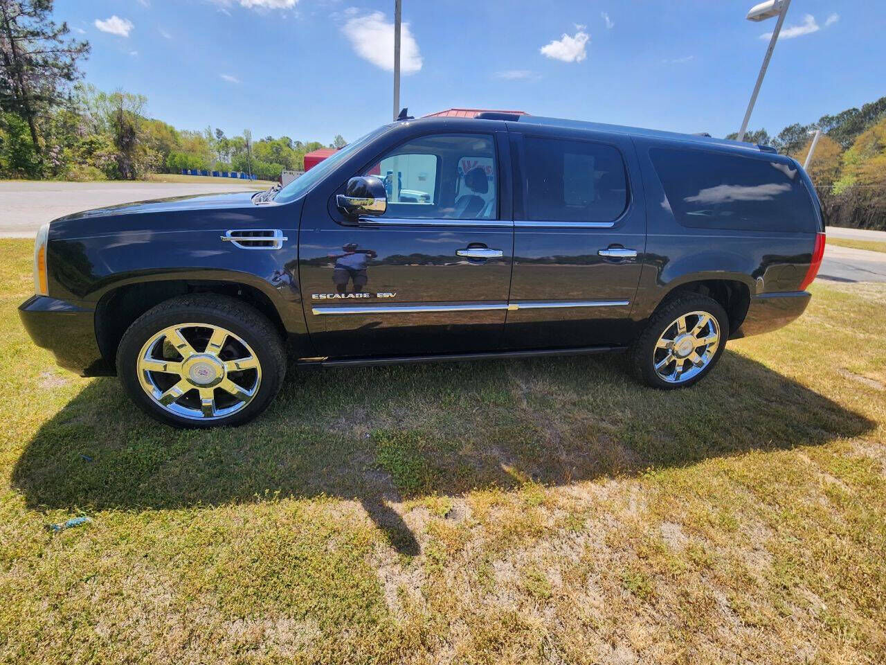 2011 CADILLAC Escalade