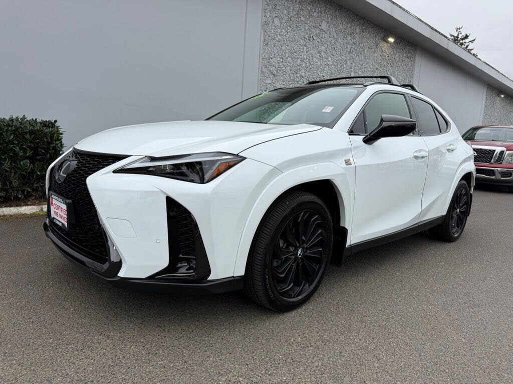2025 LEXUS UX
