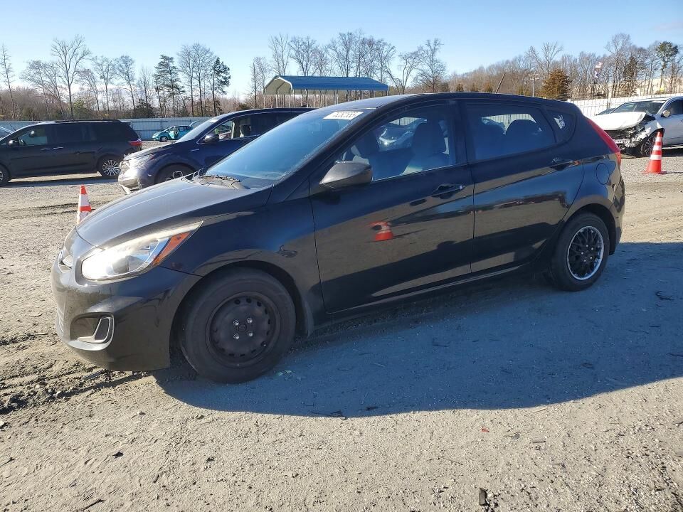 2015 HYUNDAI Accent