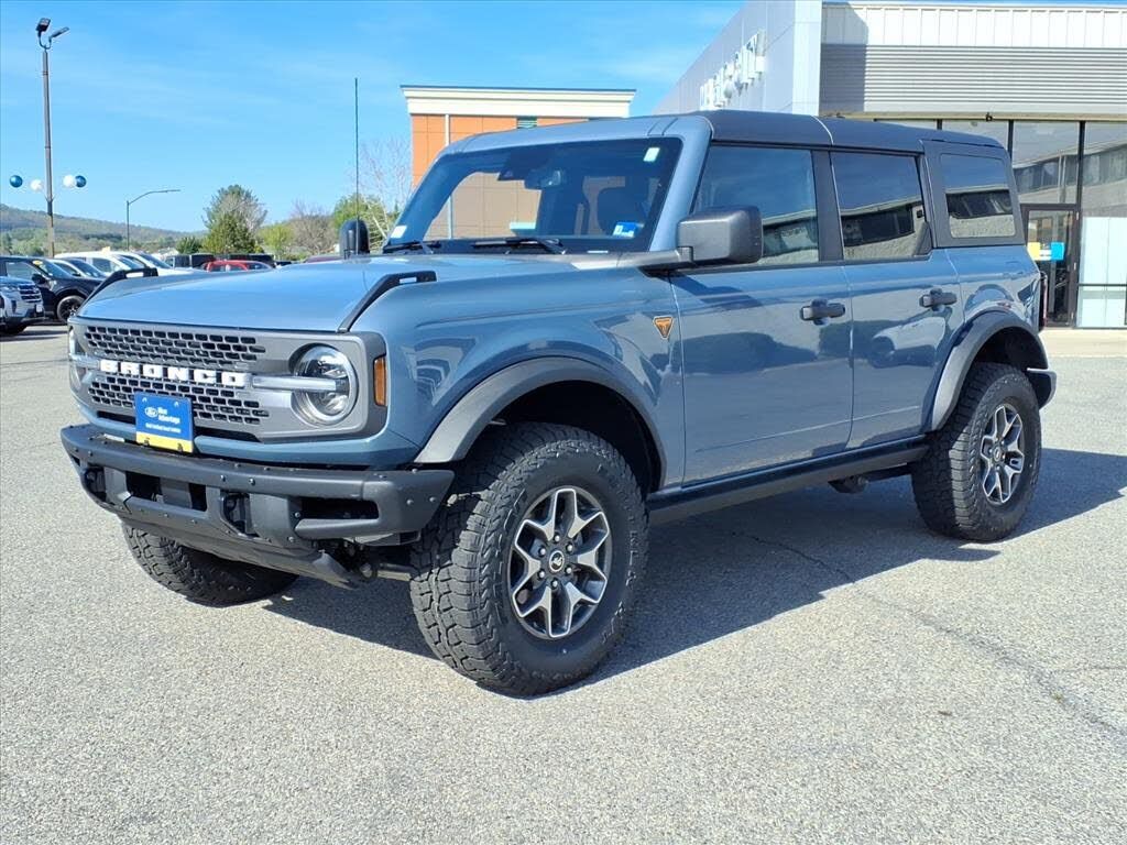 2024 FORD Bronco