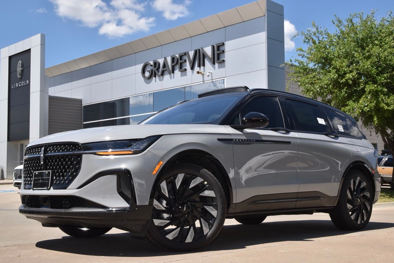2026 LINCOLN Nautilus