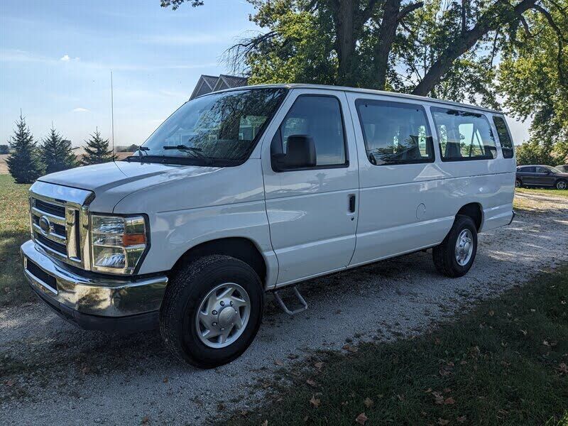 2014 FORD E-350