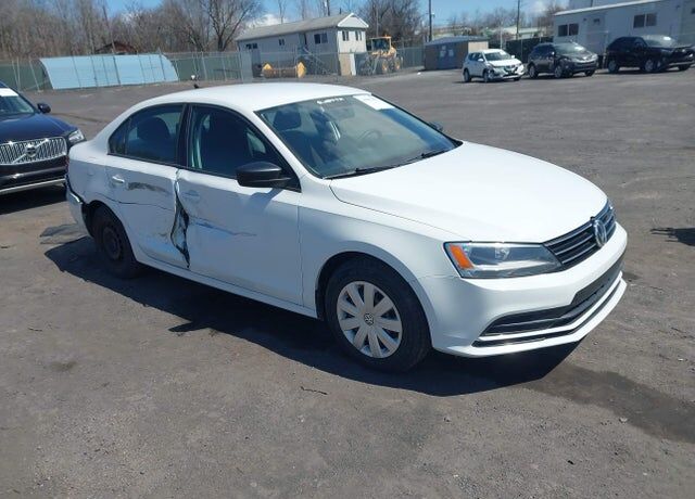 2016 VOLKSWAGEN Jetta