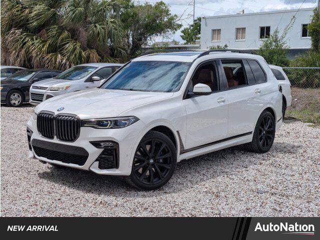 2021 BMW X7