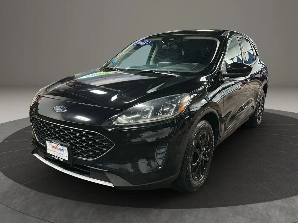 2021 FORD Escape