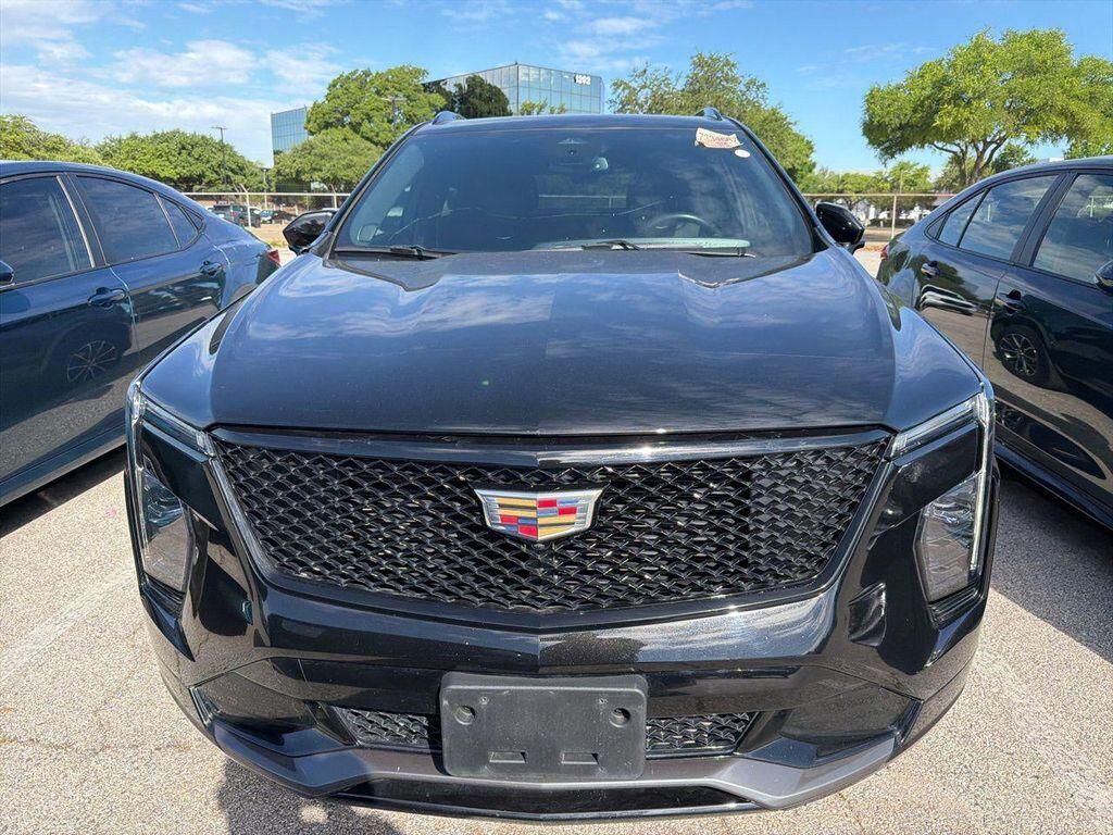 2025 CADILLAC XT4
