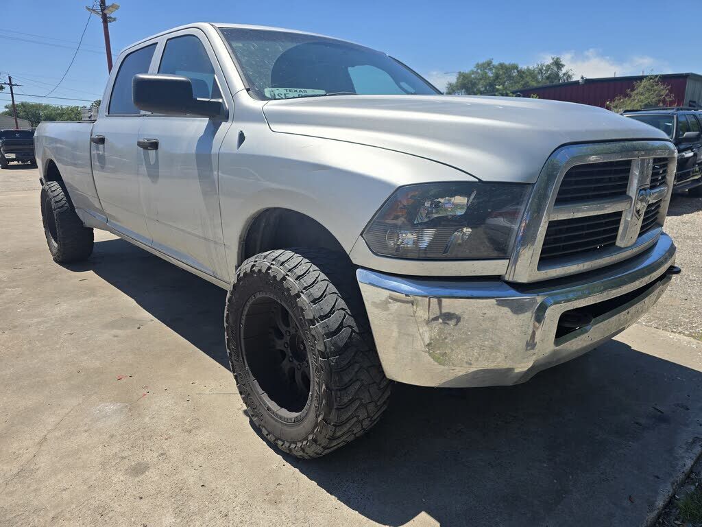 2012 DODGE Ram
