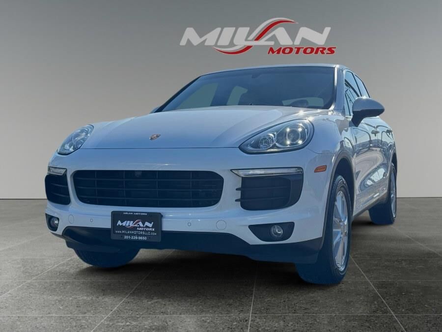 2017 PORSCHE Cayenne