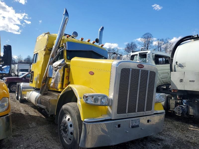 2023 PETERBILT 389