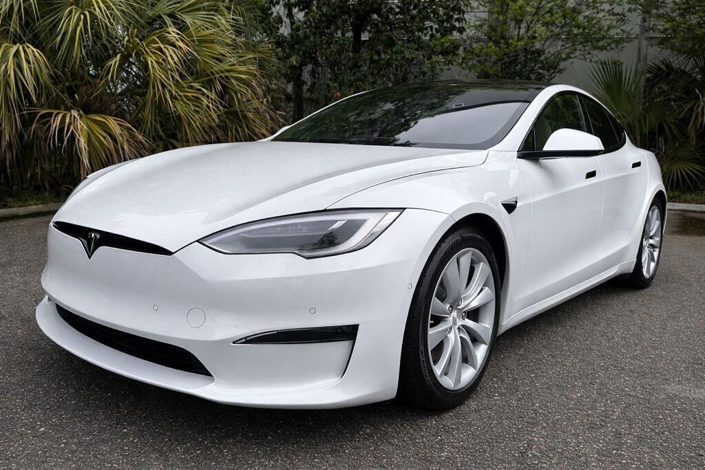 2021 TESLA Model S