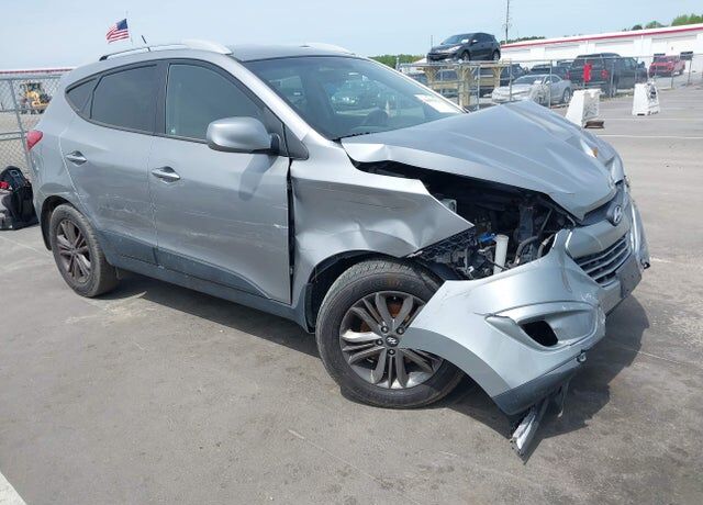 2015 HYUNDAI Tucson