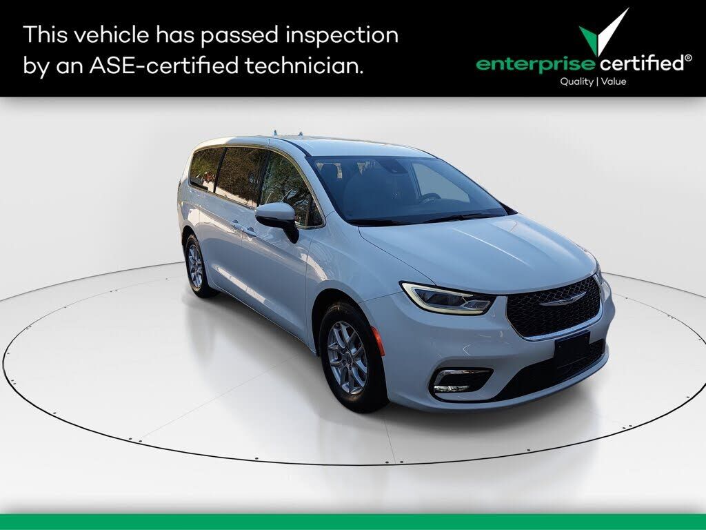 2023 CHRYSLER Pacifica