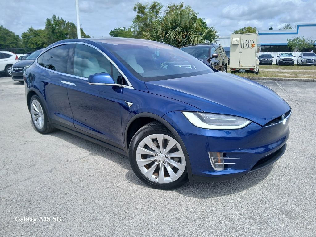 2019 TESLA Model X