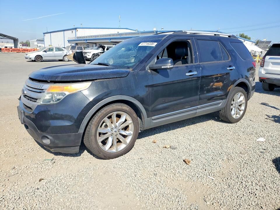 2014 FORD Explorer