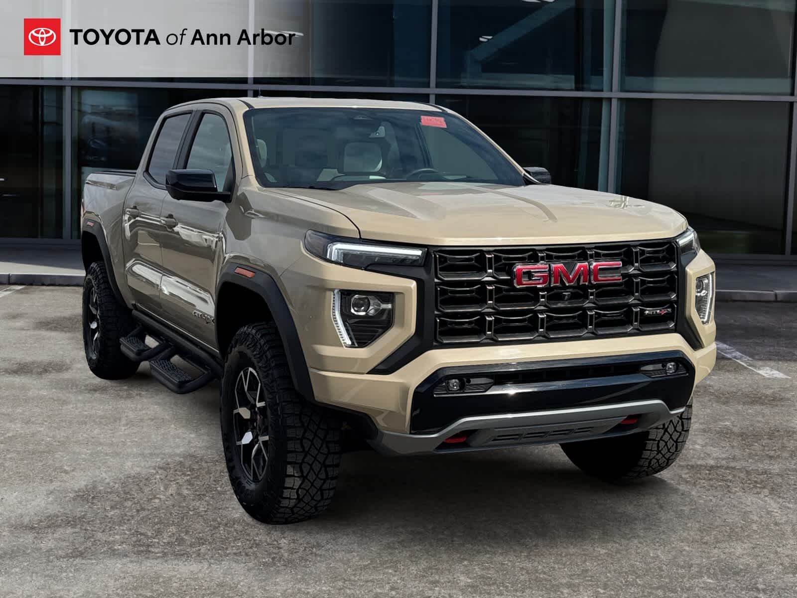 2024 GMC Canyon