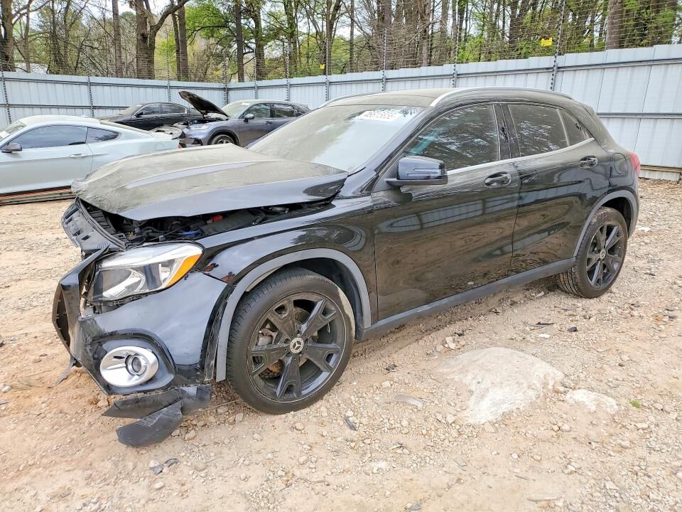2020 MERCEDES-BENZ GLA-Class