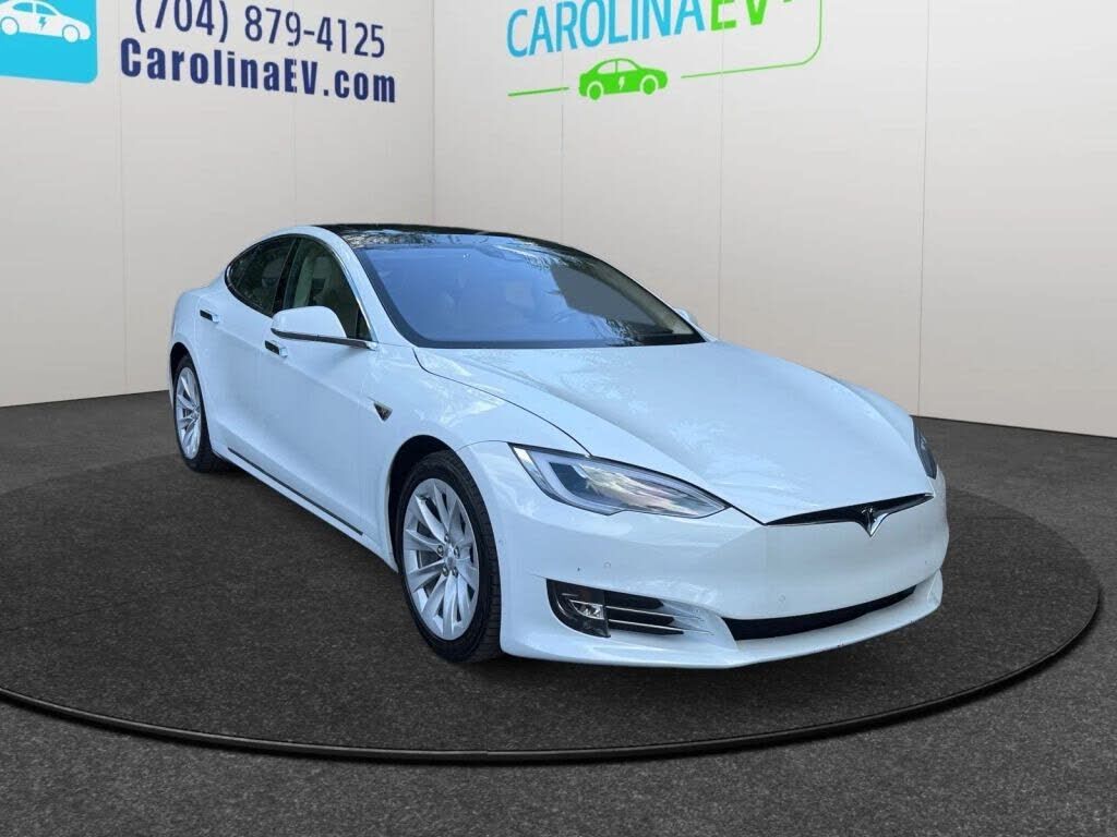 2016 TESLA Model S