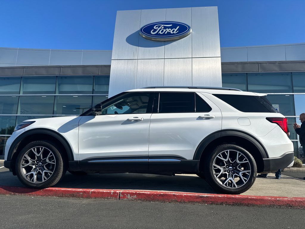 2025 FORD Explorer