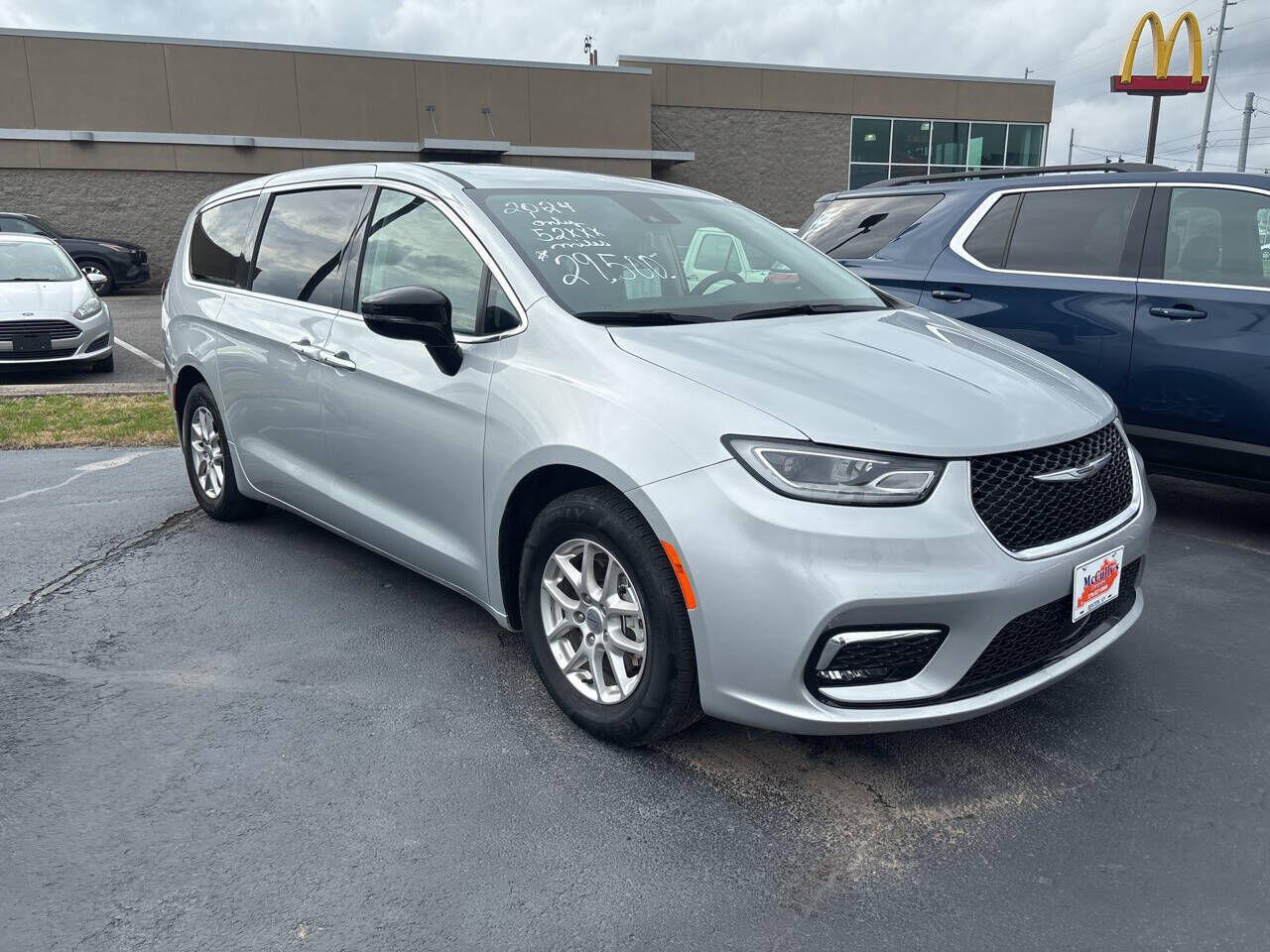 2024 CHRYSLER Pacifica