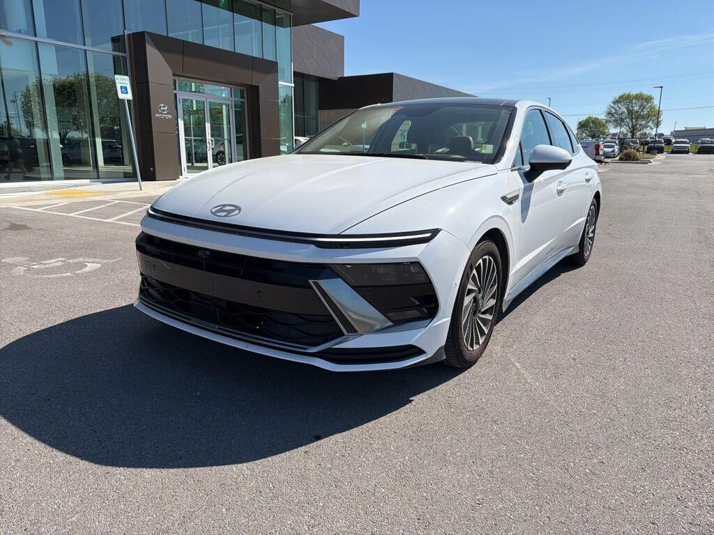 2025 HYUNDAI Sonata