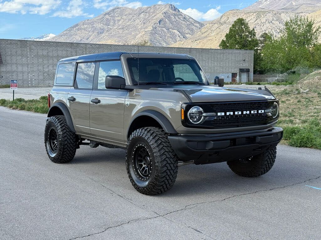 2025 FORD Bronco