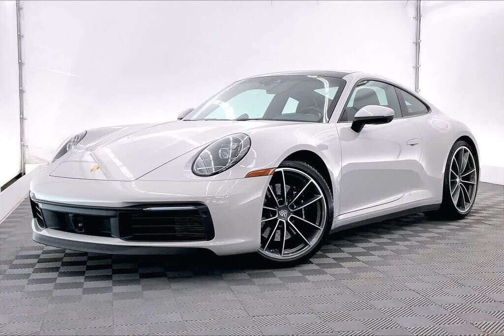 2020 PORSCHE 911