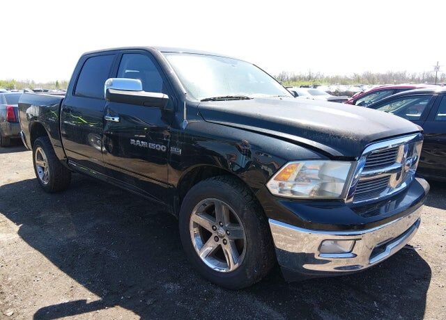 2012 DODGE Ram