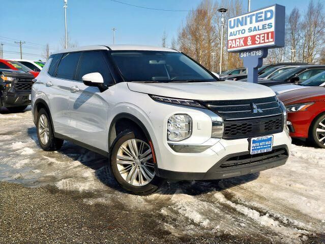 2024 MITSUBISHI Outlander