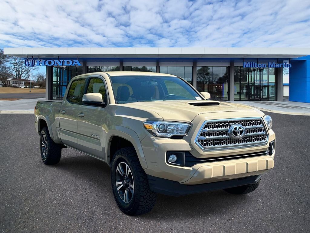 2016 TOYOTA Tacoma