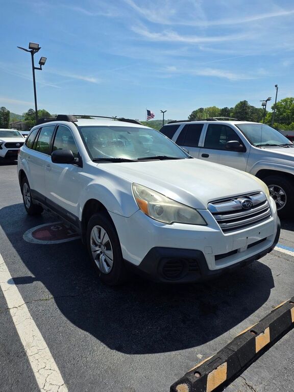 2013 SUBARU Outback