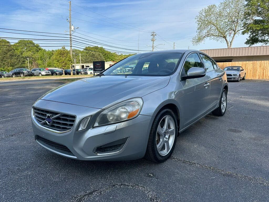 2013 VOLVO S60
