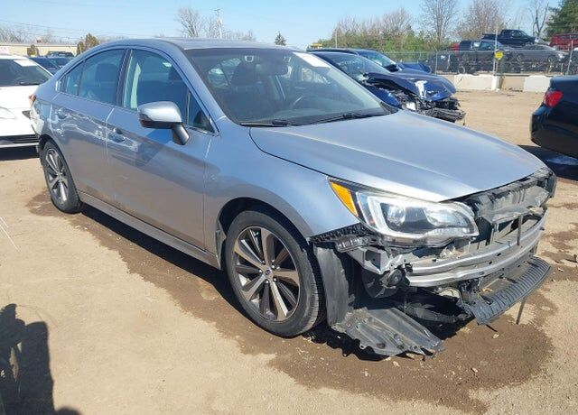 2016 SUBARU Legacy