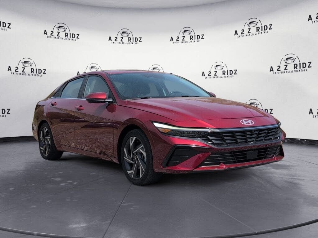 2024 HYUNDAI Elantra