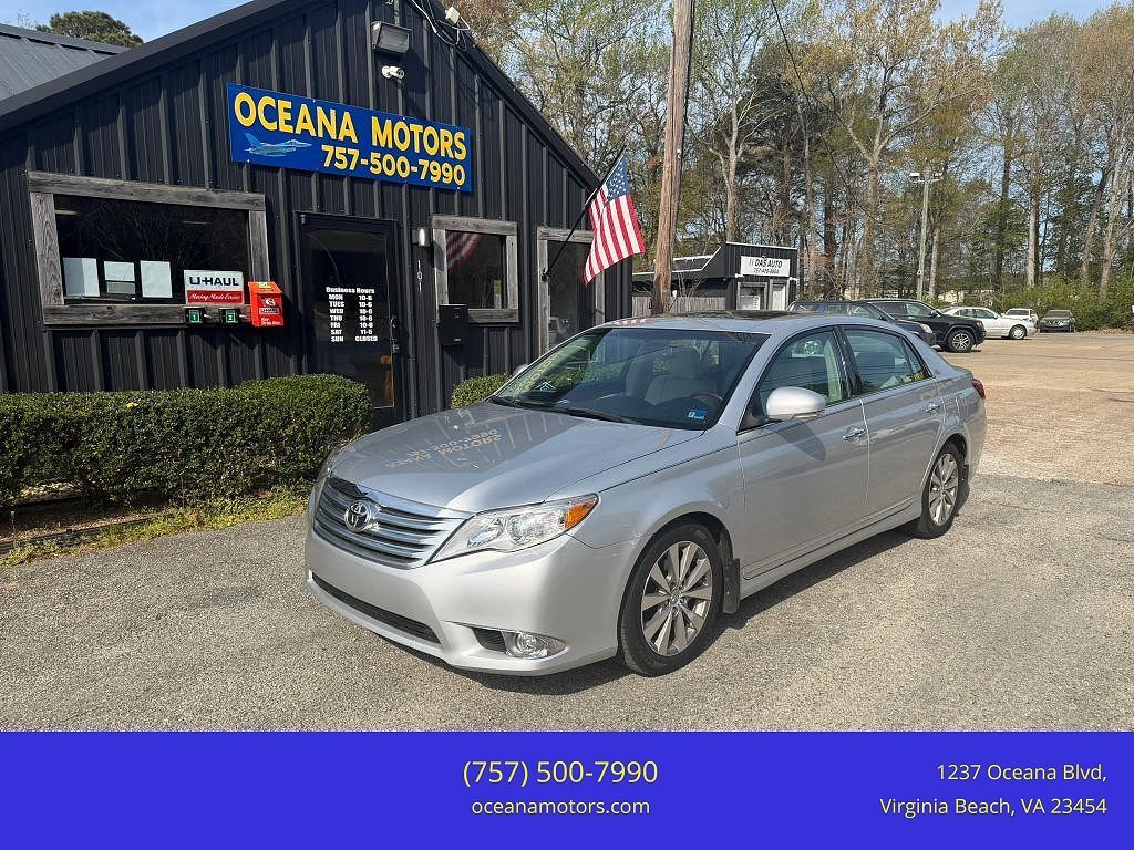 2011 TOYOTA Avalon
