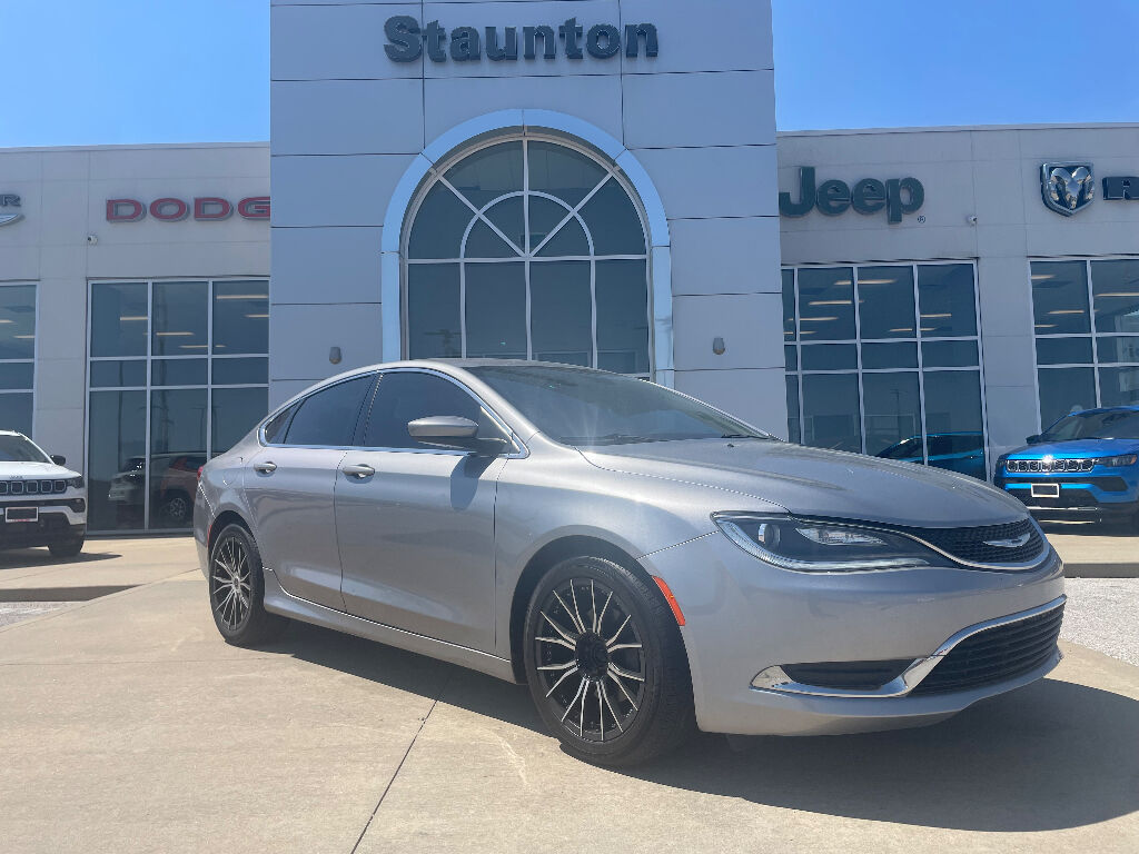 2016 CHRYSLER 200
