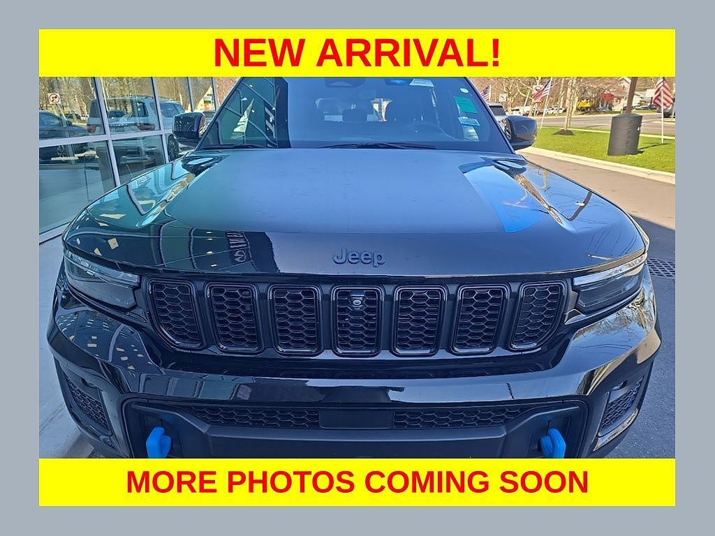 2022 JEEP Grand Cherokee