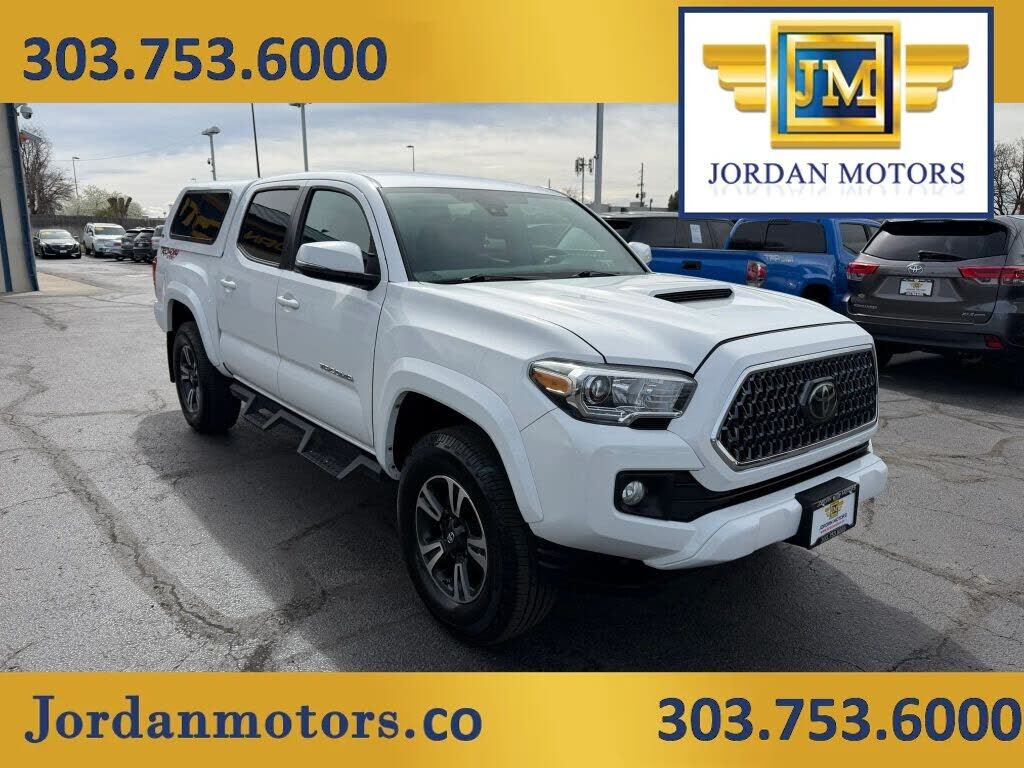 2019 TOYOTA Tacoma
