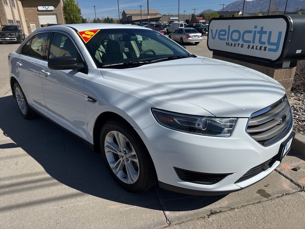 2018 FORD Taurus