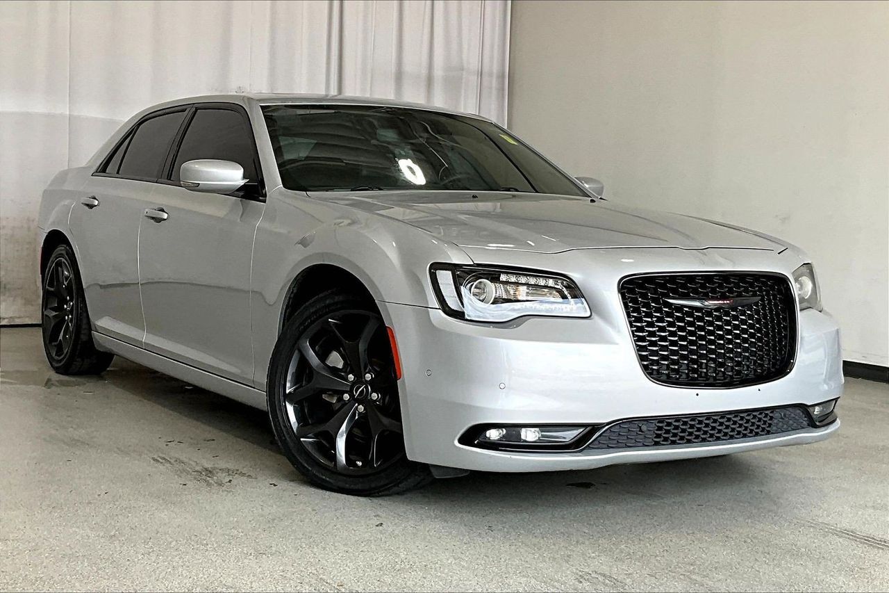 2023 CHRYSLER 300