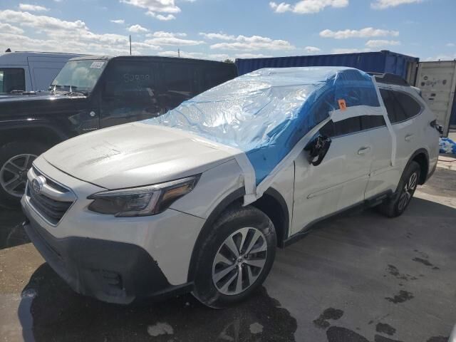 2020 SUBARU Outback