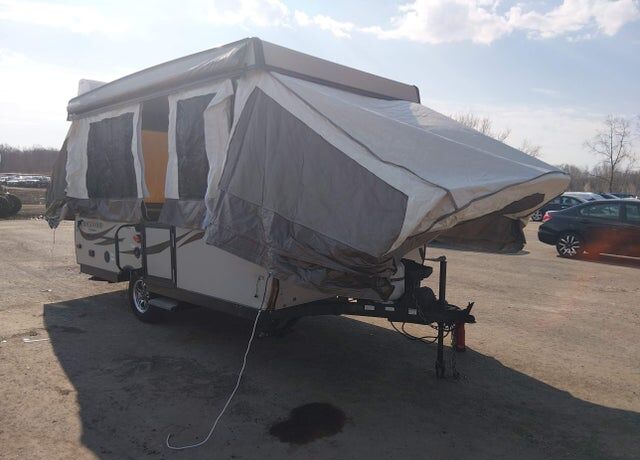 2016 FOREST RIVER Rockwood Freedom Camping Trailer